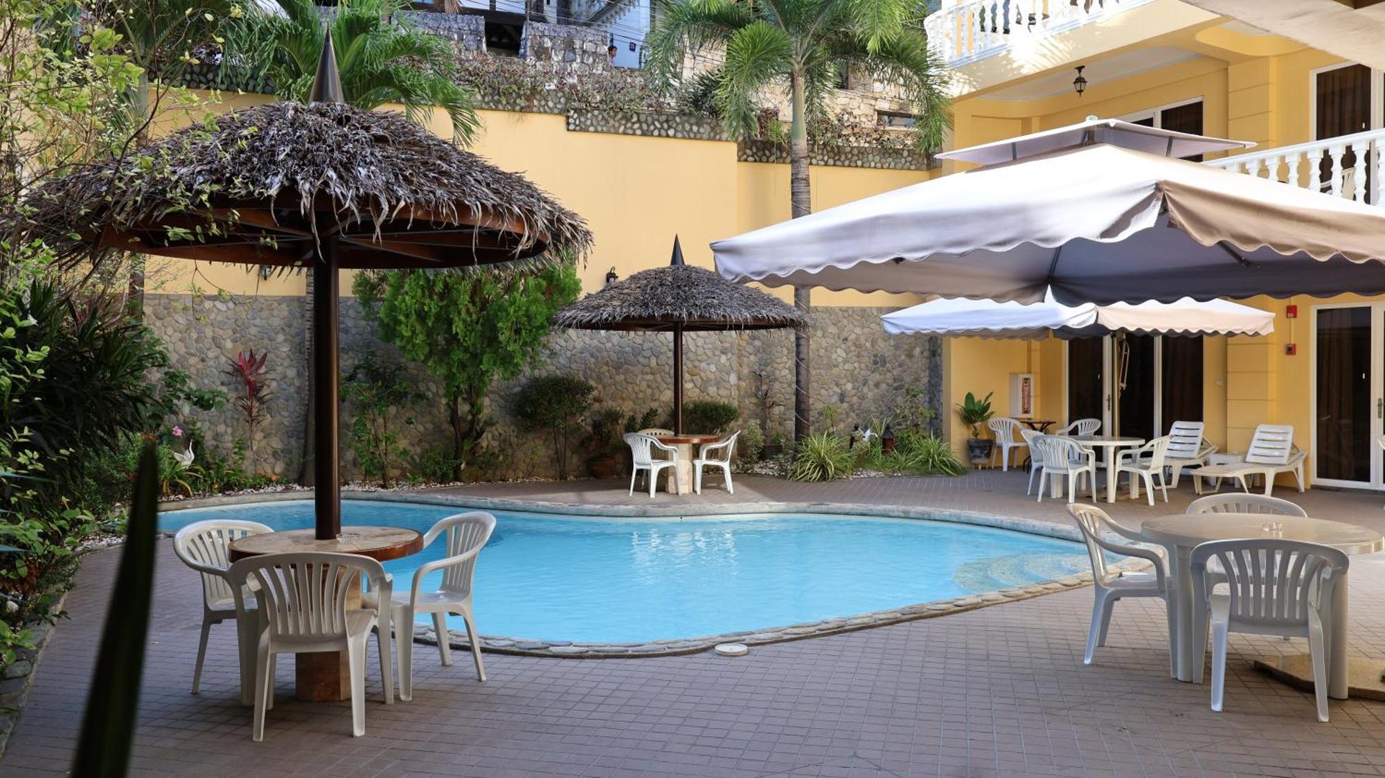 Mermaid Resort And Dive Center Puerto Galera Bagian luar foto