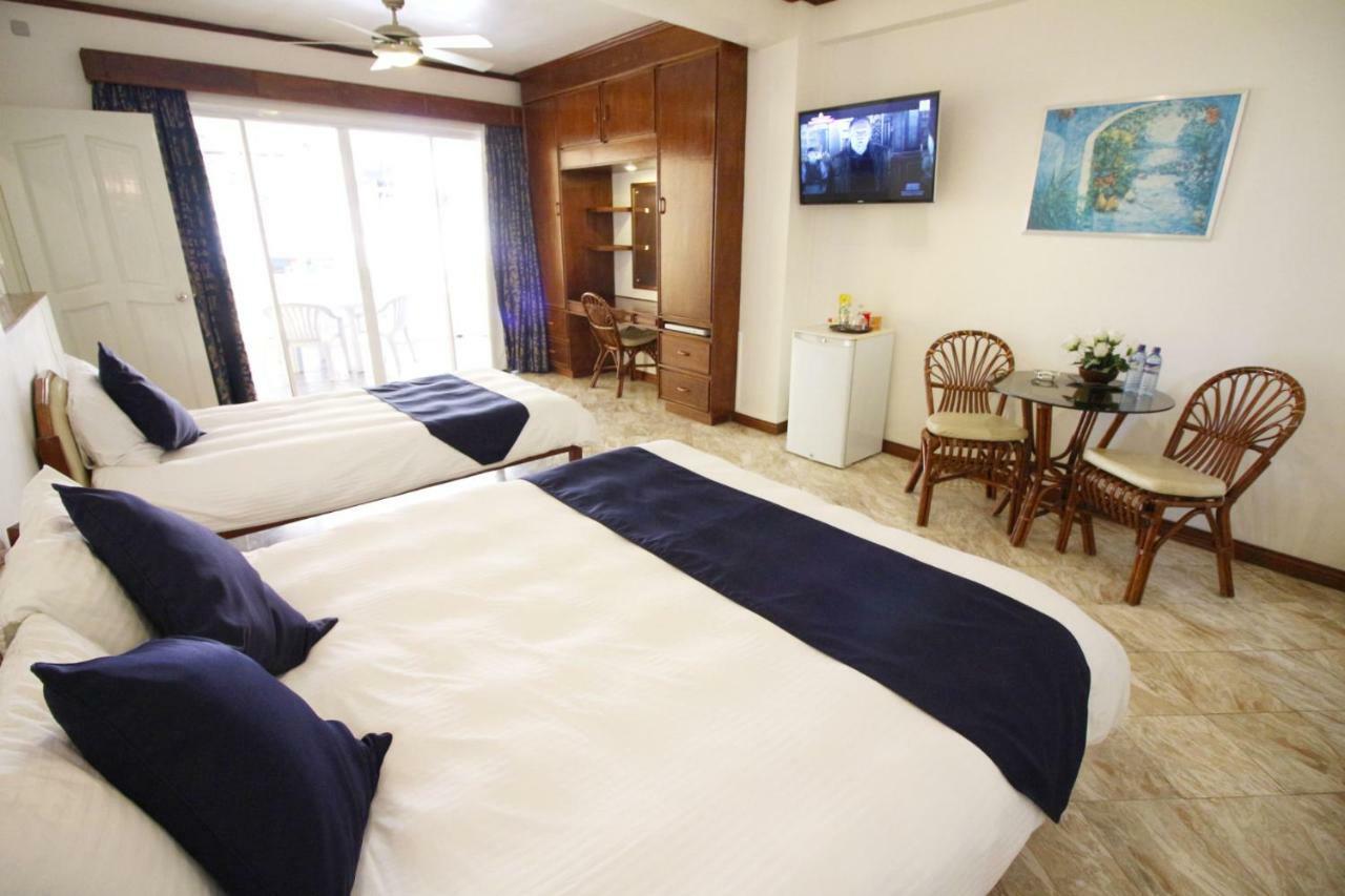 Mermaid Resort And Dive Center Puerto Galera Bagian luar foto